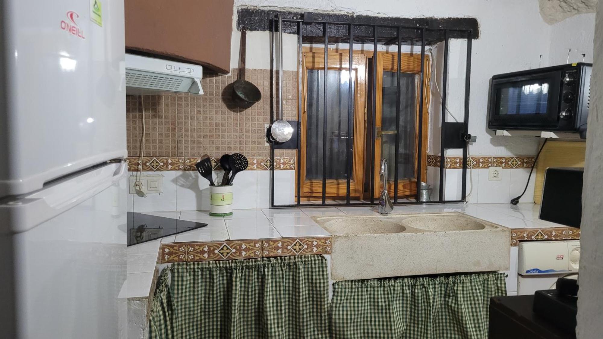 Maribel - Complejo El Tejar - Con Jacuzzi En Alcala Del Jucar Landhaus