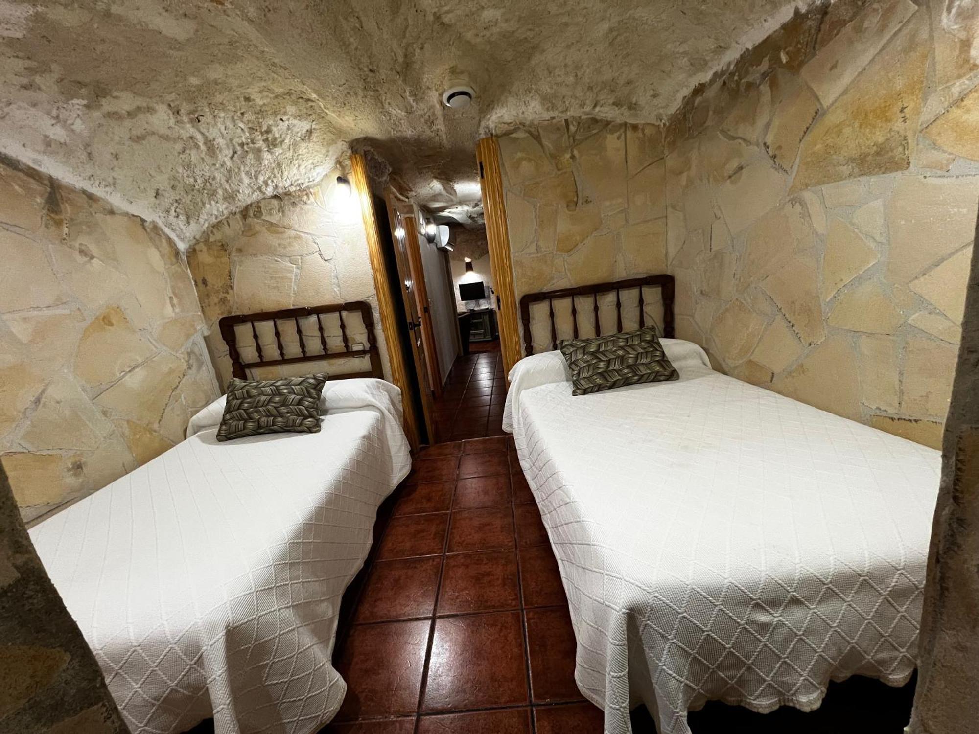 Maribel - Complejo El Tejar - Con Jacuzzi En Alcala Del Jucar Casas del Cerro